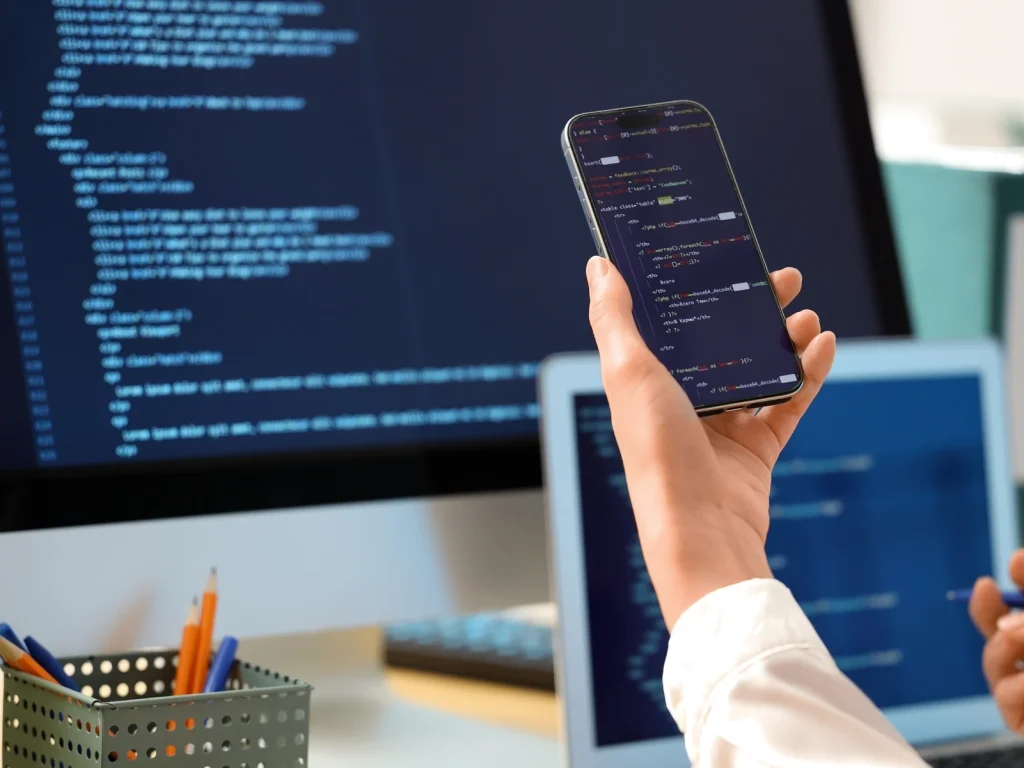 Autorskie dodatki programistyczne w systemach Comarch, modyfikacje i integracje z Comarch