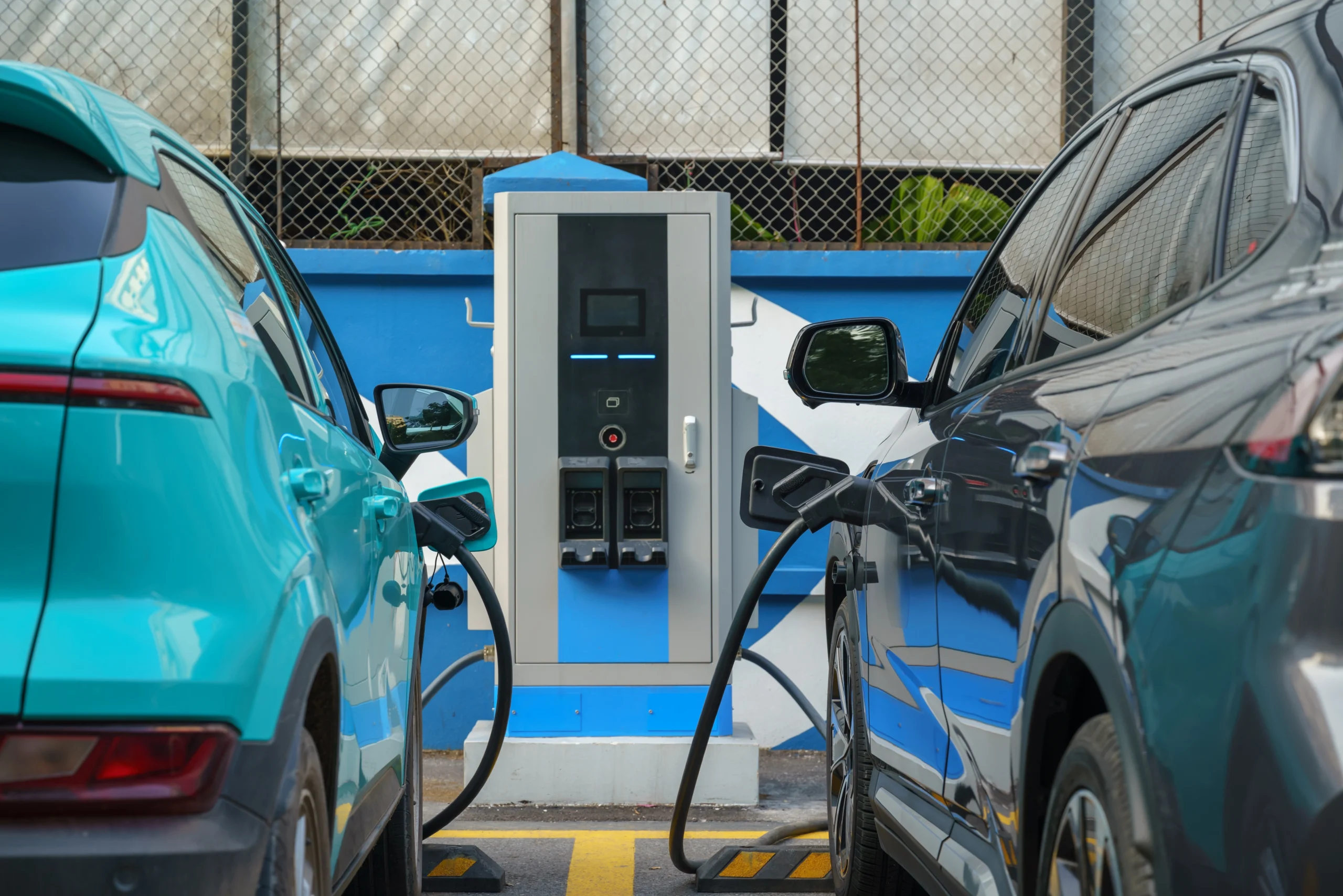 Codzienność z samochodem elektrycznym — wywiad z naszym pracownikiem Adamem Grygierczykiem